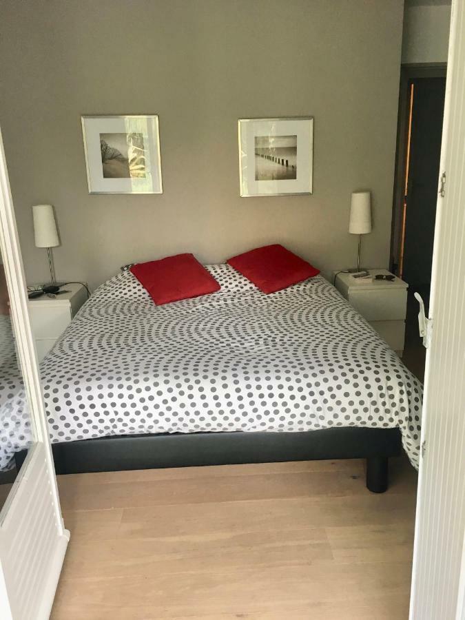 Appartement Les Enganes à Fréjus Extérieur photo