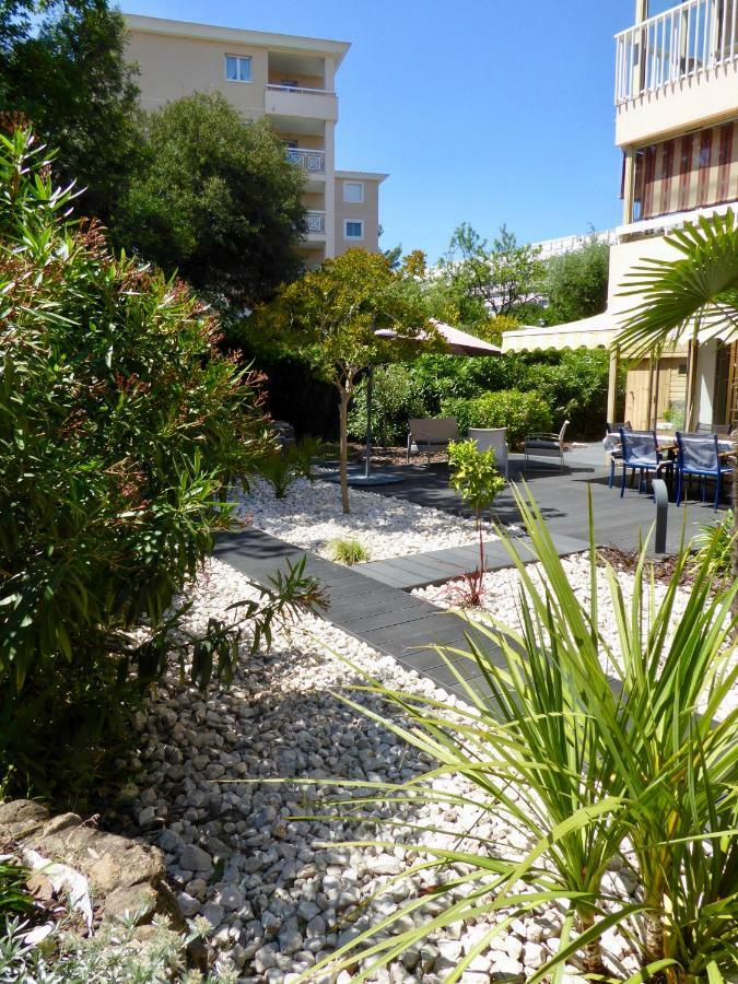 Appartement Les Enganes à Fréjus Extérieur photo