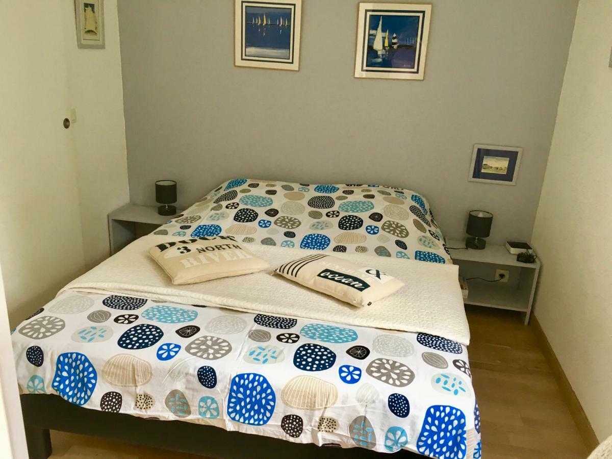 Appartement Les Enganes à Fréjus Extérieur photo
